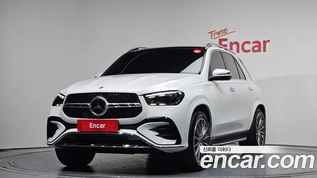 Mercedes-Benz GLE-Class 2025 — photo 1