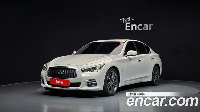 Infiniti Q50 2015 — photo 1