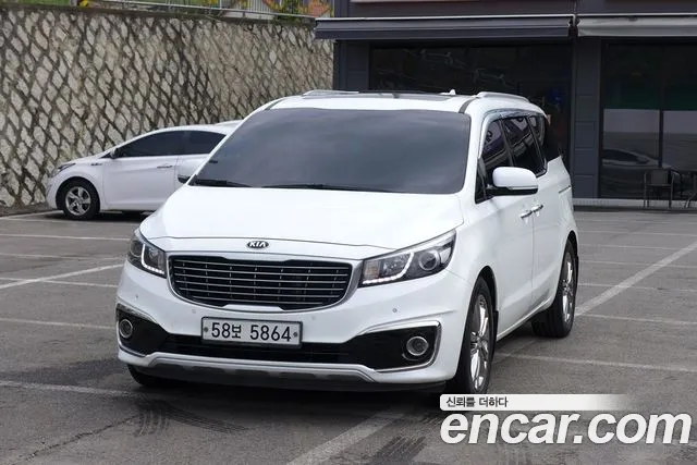 Kia Canival 2016 — photo 1
