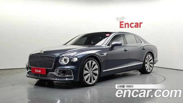 Bentley Flying Spur 2022 — photo 1
