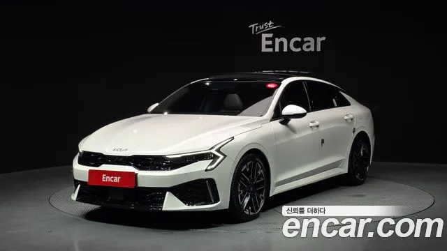 Kia K5 2025 — photo 1