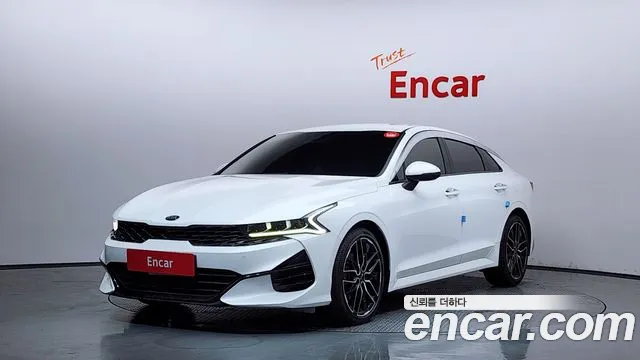 Kia K5 2021 — photo 1