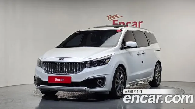 Kia Canival 2018 — photo 1