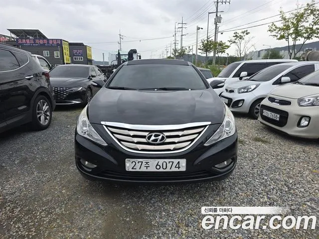 Hyundai Sonata 2011 — photo 1