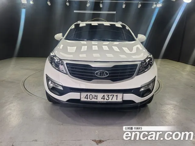 Kia Sportage 2012 — photo 1