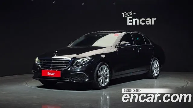 Mercedes-Benz E-Class 2018 — photo 1
