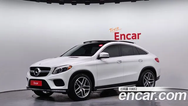 Mercedes-Benz GLE-Class 2018 — photo 1