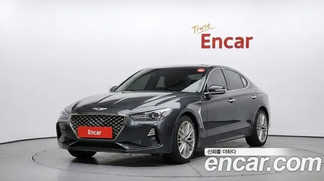 Genesis G70 2019 — photo 1