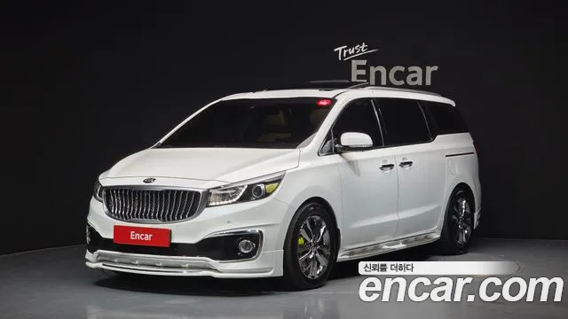 Kia Canival 2017 — photo 1