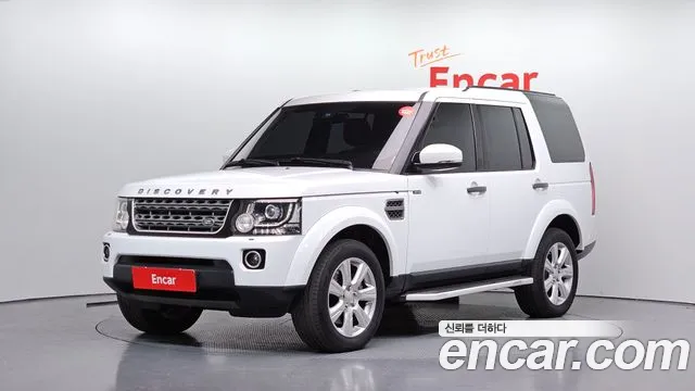 Land Rover Discovery 2016 — photo 1