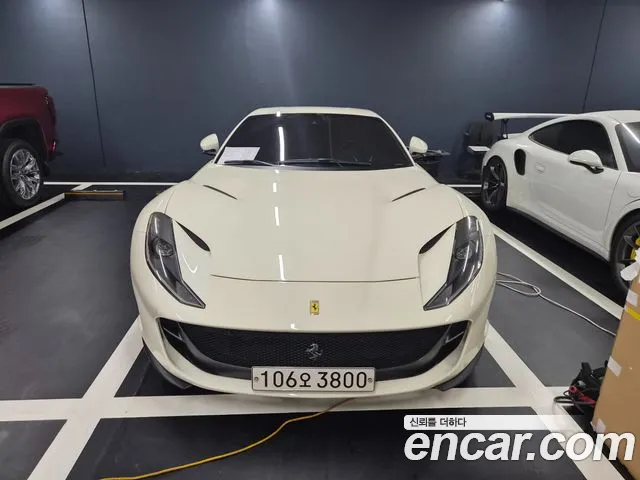 Ferrari 812 2020 — photo 1