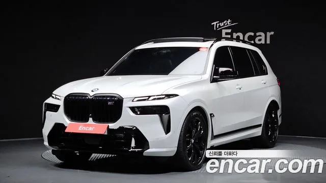 BMW X7 2025 — photo 1