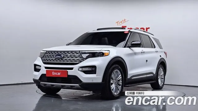 Ford Explorer 2021 — photo 1