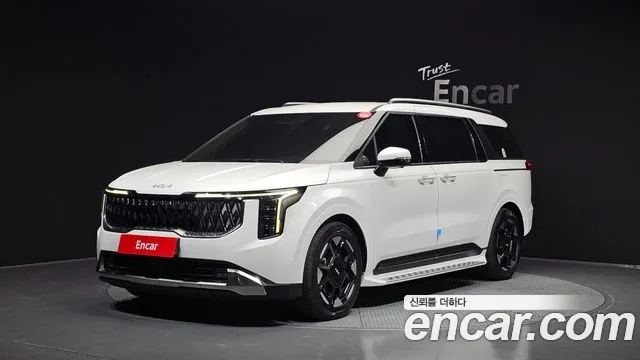 Kia Canival 2024 — photo 1