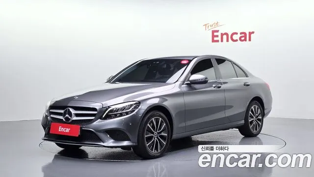 Mercedes-Benz C-Class 2019 — photo 1