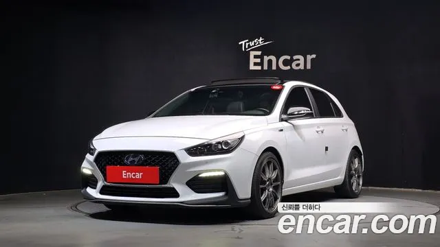 Hyundai i30 2020 — photo 1