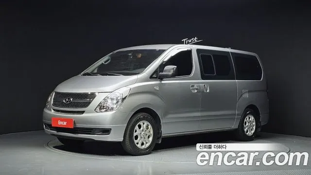 Hyundai Starex 2016 — photo 1