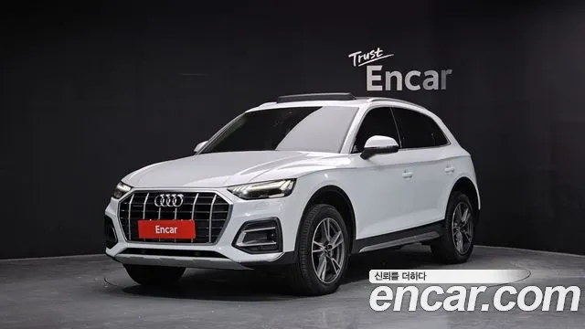 Audi Q5 2022 — photo 1