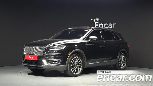 Lincoln Nautilus 2019 — photo 1
