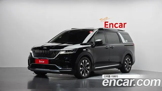 Kia Canival 2021 — photo 1