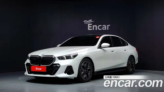 5 Series (G60)