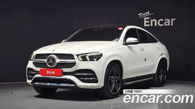 Mercedes-Benz GLE-Class 2021 — photo 1