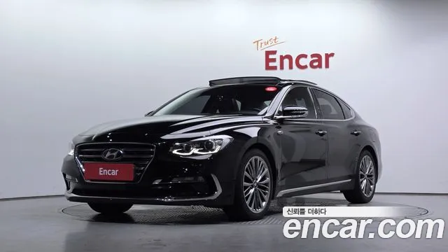 Hyundai Grandeur 2017 — photo 1
