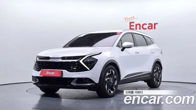 Kia Sportage 2022 — photo 1