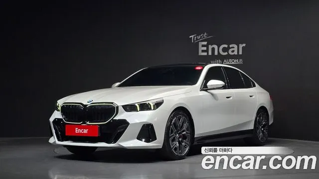 5 Series (G60)