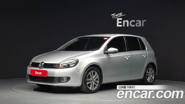 Volkswagen Golf 2012 — photo 1