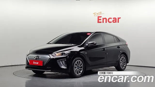 Hyundai Ioniq 2020 — photo 1