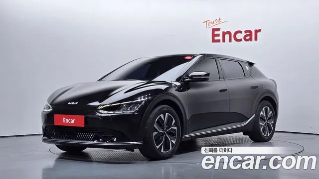 Kia EV6 2023 — photo 1