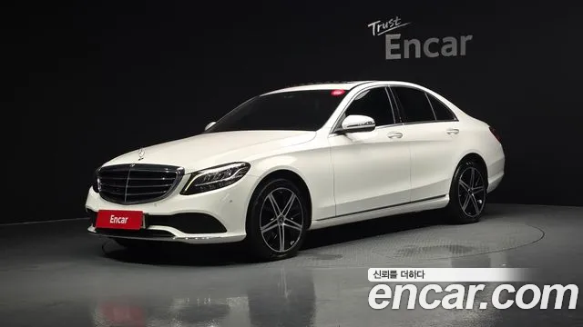 Mercedes-Benz C-Class 2019 — photo 1