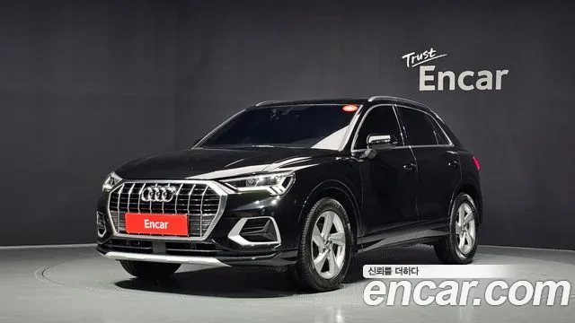 Audi Q3 2020 — photo 1