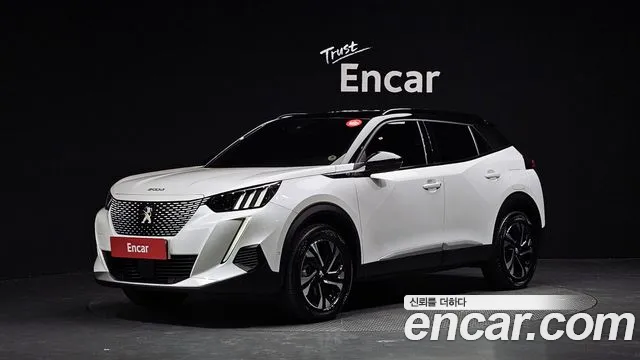 Peugeot 2008 2023 — photo 1