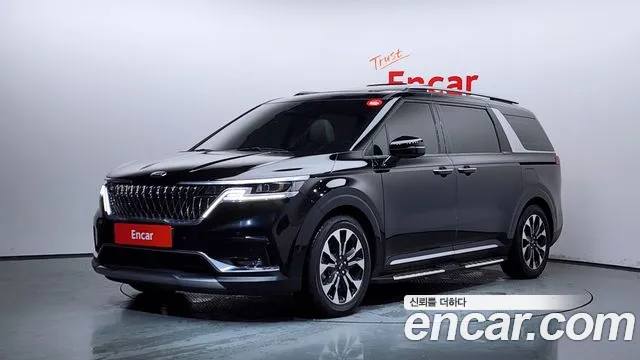 Kia Canival 2021 — photo 1