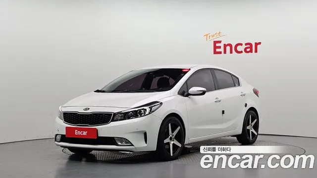 Kia K3 2017 — photo 1