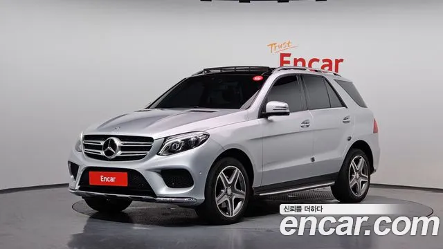 Mercedes-Benz GLE-Class 2016 — photo 1