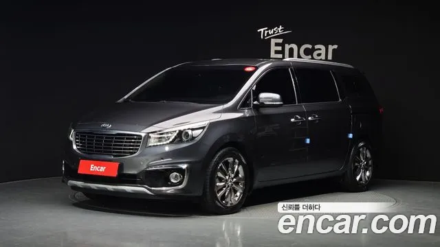 Kia Canival 2017 — photo 1