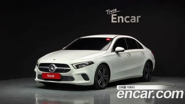 Mercedes-Benz A-Class 2021 — photo 1