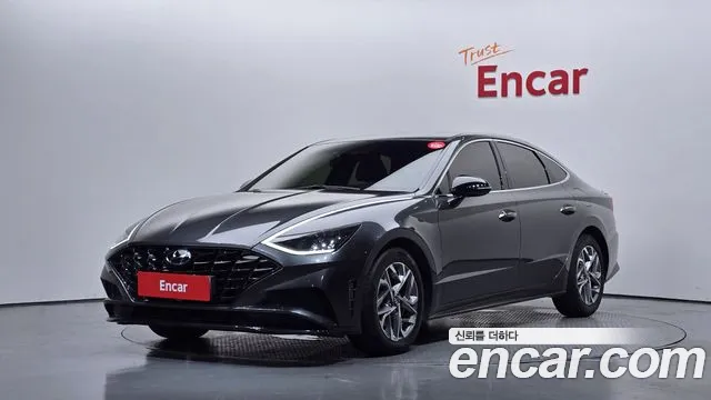 Hyundai Sonata 2022 — photo 1