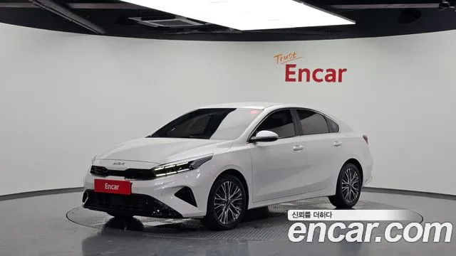 Kia K3 2022 — photo 1