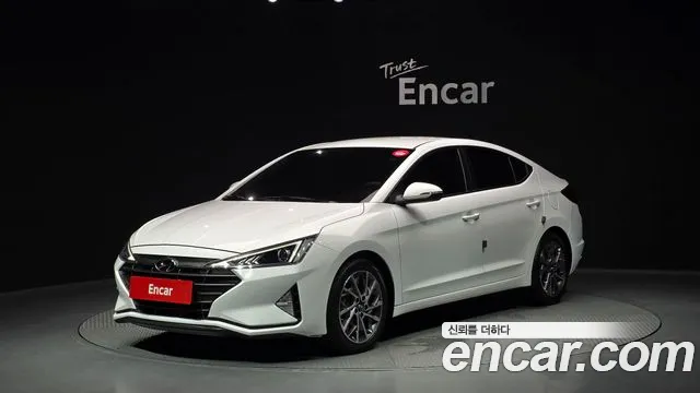 Hyundai AVANTE 2019 — photo 1