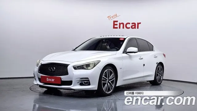 Infiniti Q50 2014 — photo 1