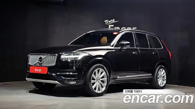 Volvo XC90 2019 — photo 1