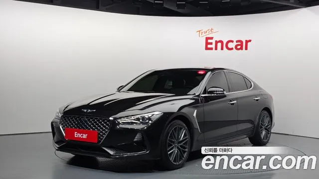Genesis G70 2018 — photo 1