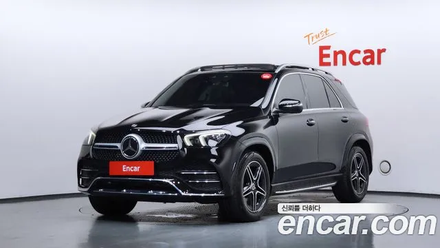 Mercedes-Benz GLE-Class 2020 — photo 1