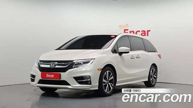 Honda Odyssey 2019 — photo 1