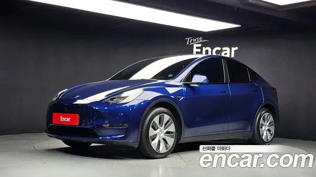 Tesla Model Y 2021 — photo 1