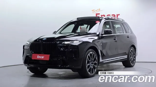 BMW X7 2026 — photo 1